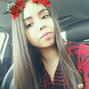 Meet your Posher, Lizeth azucena